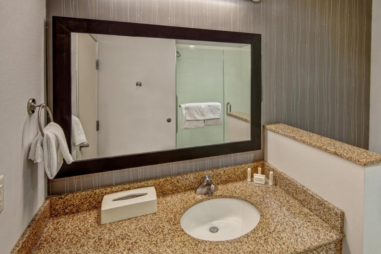 Hotel Courtyard By Marriott Troy Zewnętrze zdjęcie